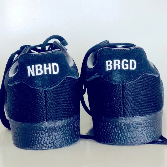 adidas gazelle super neighborhood triple black